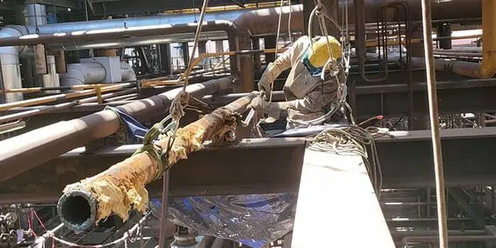 Oxycoupage à la soufflante sur un site industriel des Bouches-du-Rhône