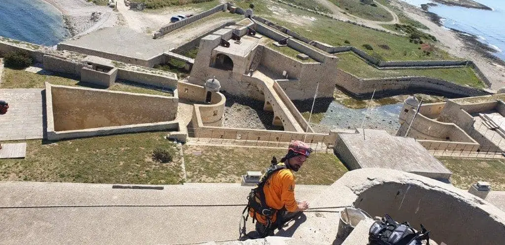 Joints de pierre de taille au Fort de Bouc à Martigues