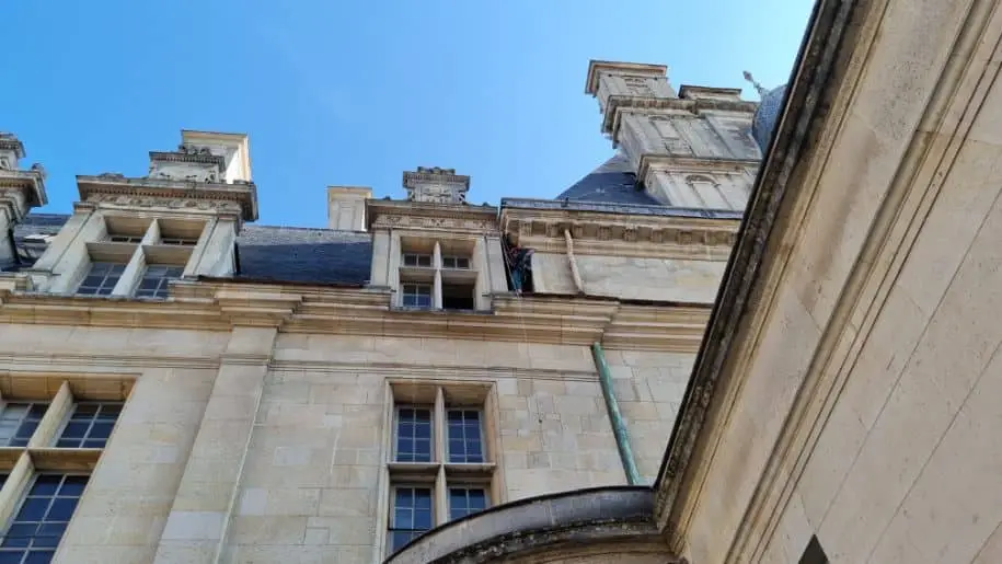 Intervention toit château d'écouen