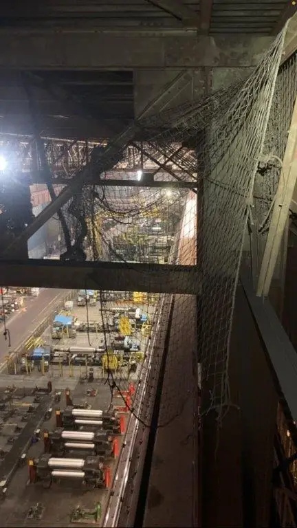 Pose de filets anti-chute sur un site industriel près de Marseille