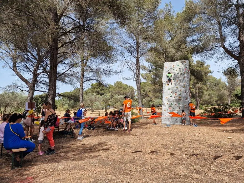 Sensibilisation aux activités sur cordes à Martigues