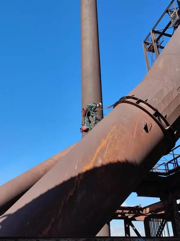 Reprise de fissures par soudage sur un haut fourneau