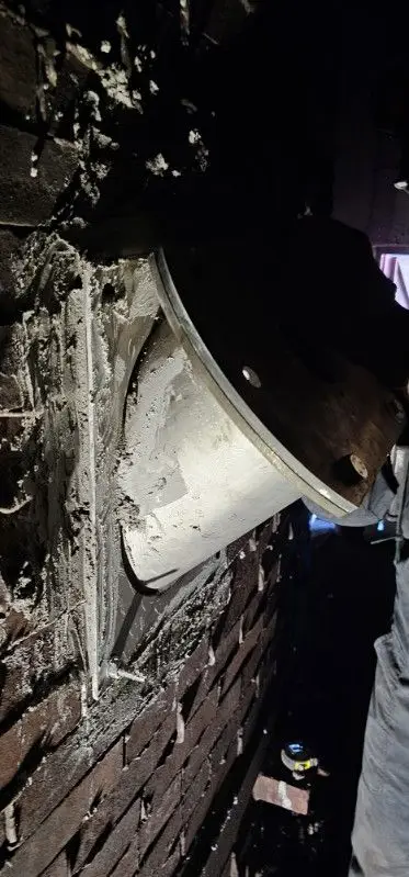 Chantier de carottage sur un site industriel des Bouches-du-Rhône
