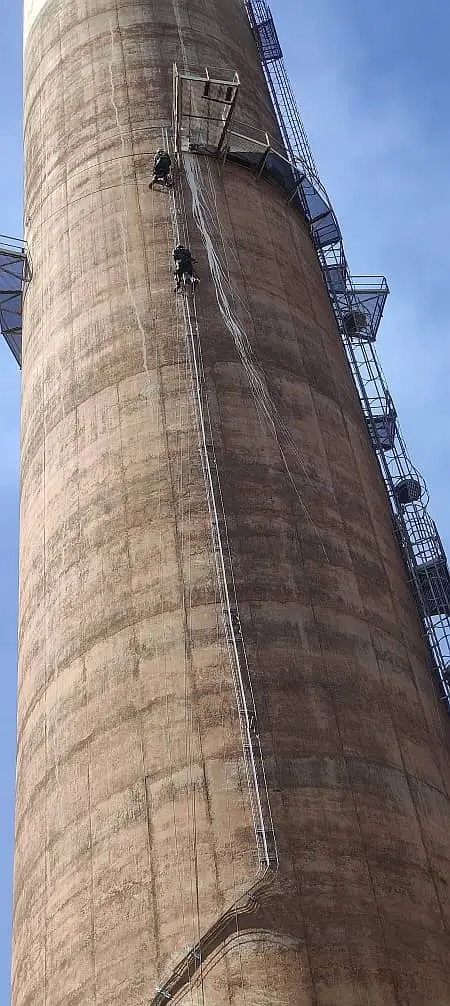 Installation d'un cablofil dans les Bouches-du-Rhône par nos cordistes