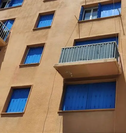 Reprise de fissures et maçonnerie en sous face de balcon d'un immeuble à Marseille dans les Bouches-du-Rhône, 13