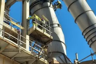 Travaux en hauteur d'urgence en industrie en zone ATEX à Fos-sur-mer